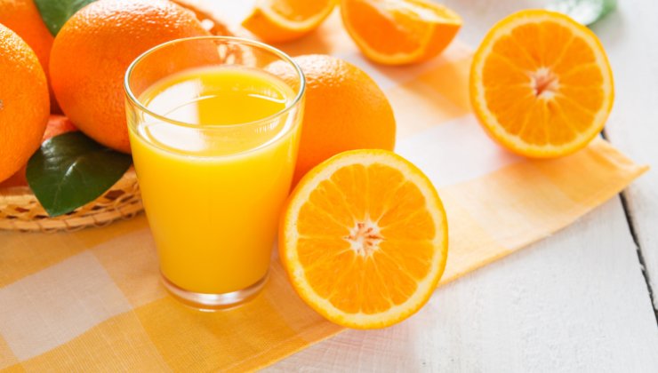 spremute d'arancia: perché berle subito 