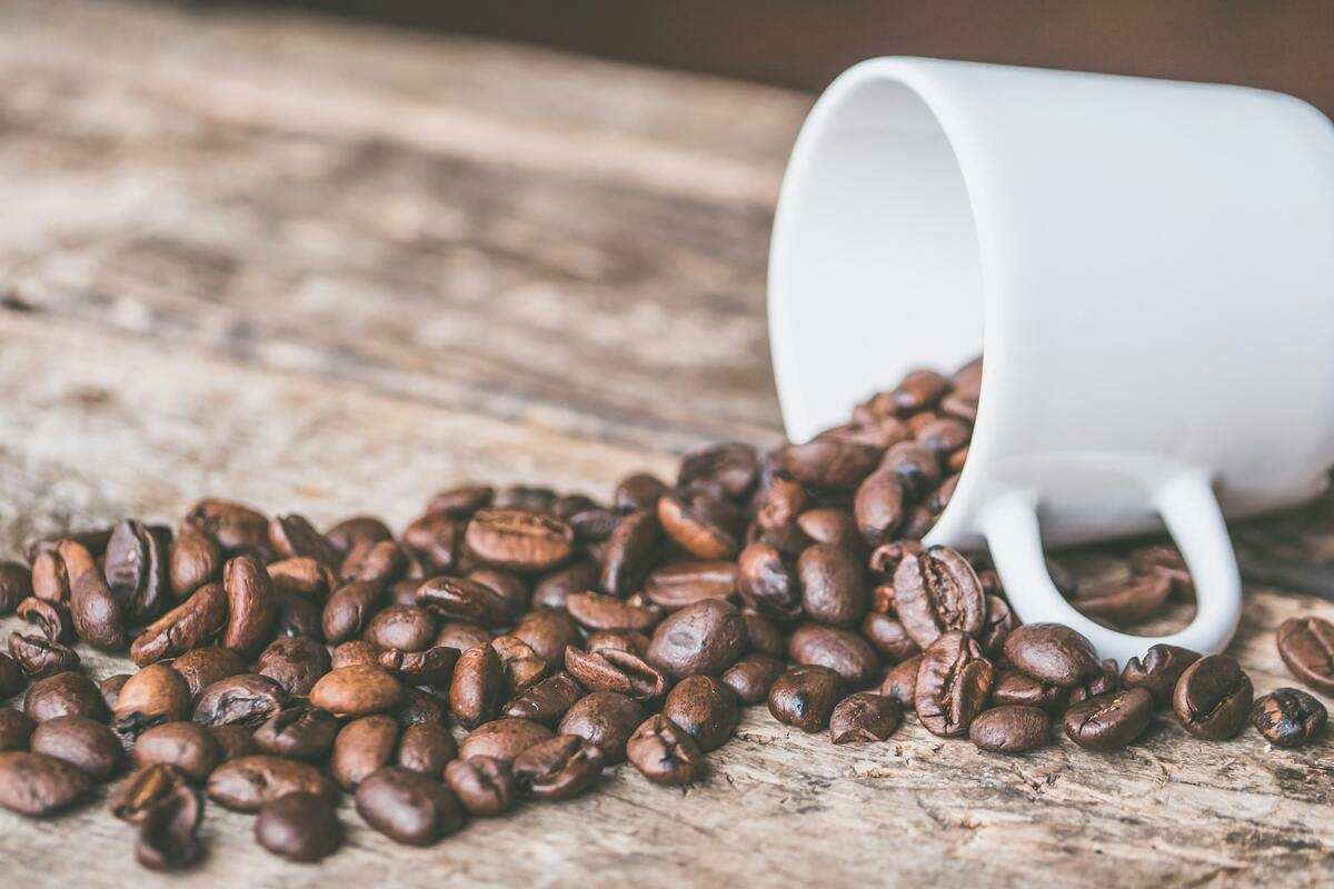 Bere troppo caffè fa male